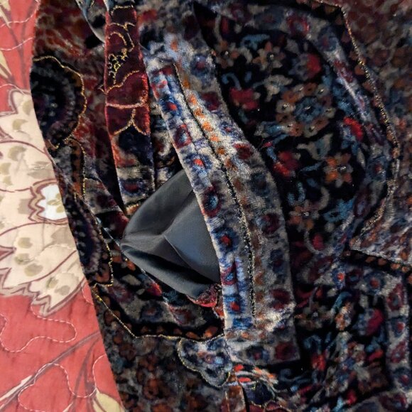 White Stag Gold And Velour Accent Mandarin Style Top - Picture 8 of 11